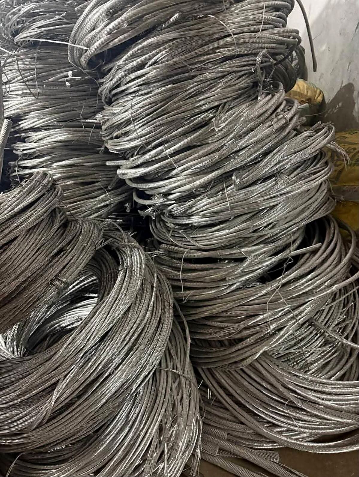 Stainless steel wire rope scrap coils